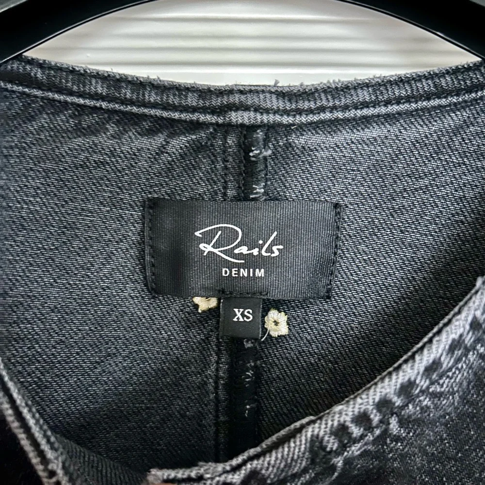 NWT Rails Lido Black Denim/Jean Jacket with Floral Embroidery - XS - Picture 6 of 7